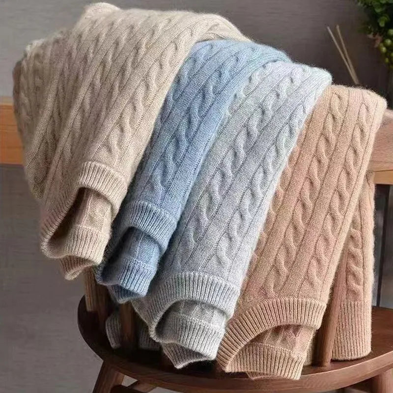 Men's Cable Knit Crew Sweater – Cable Knit Detail