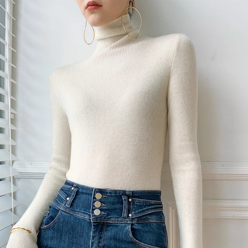 Women's white ribbed cashmere turtleneck sweater