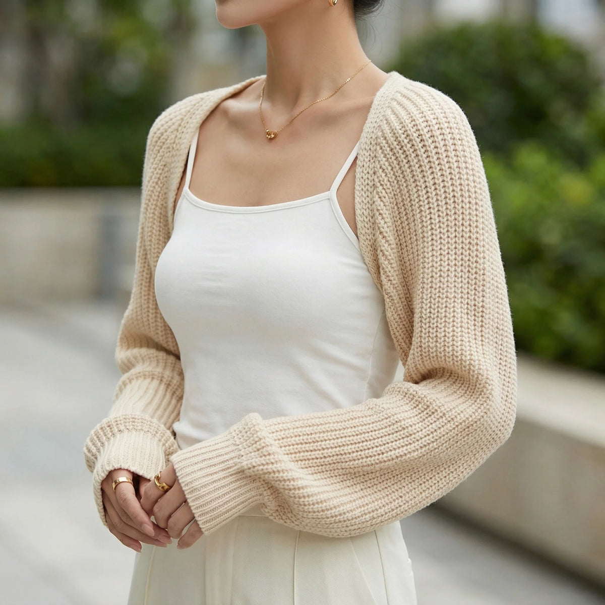 Women's Ribbed Knit Sweater Shrug in Black