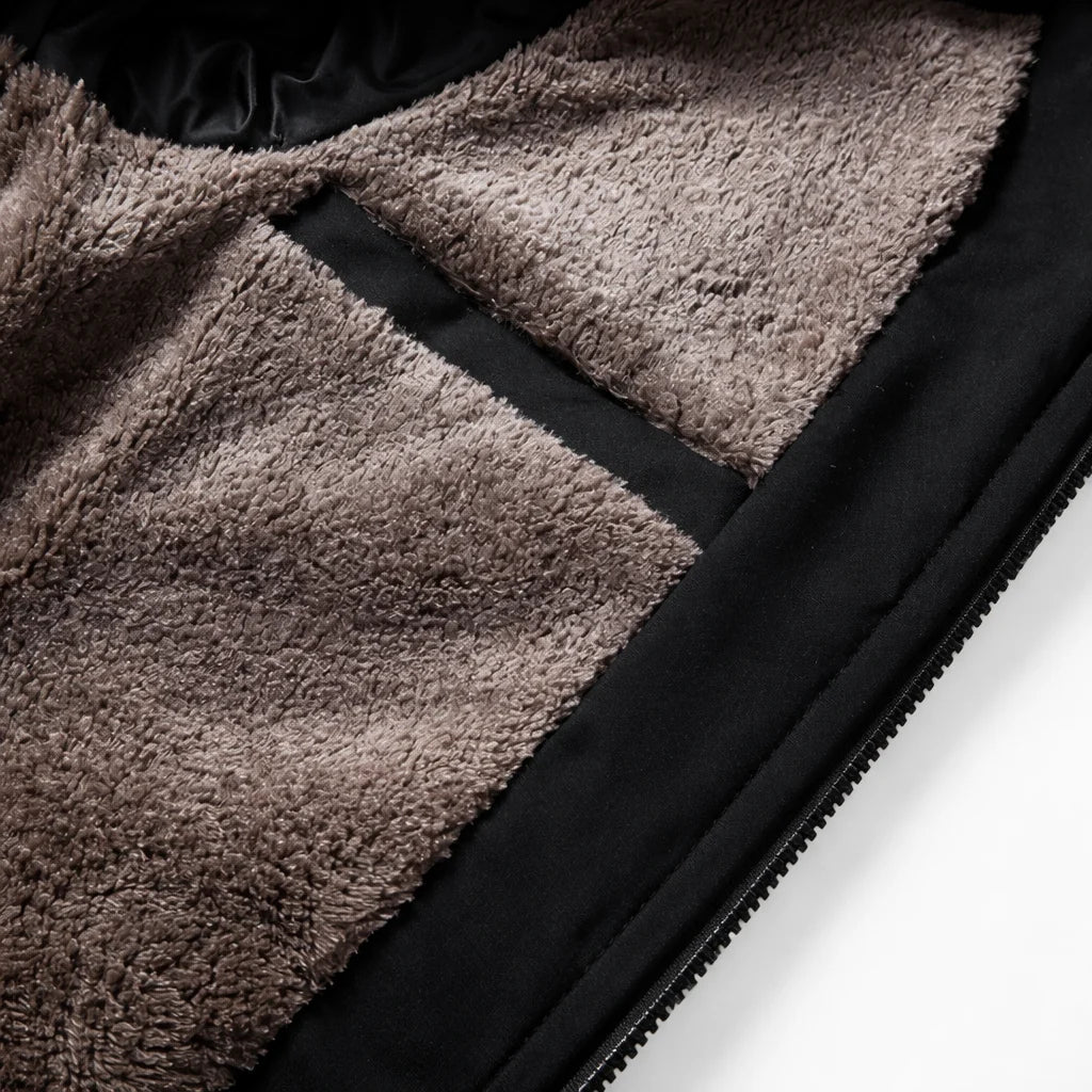 Men's Sherpa-Lined Quilted Bomber – Lining Detail