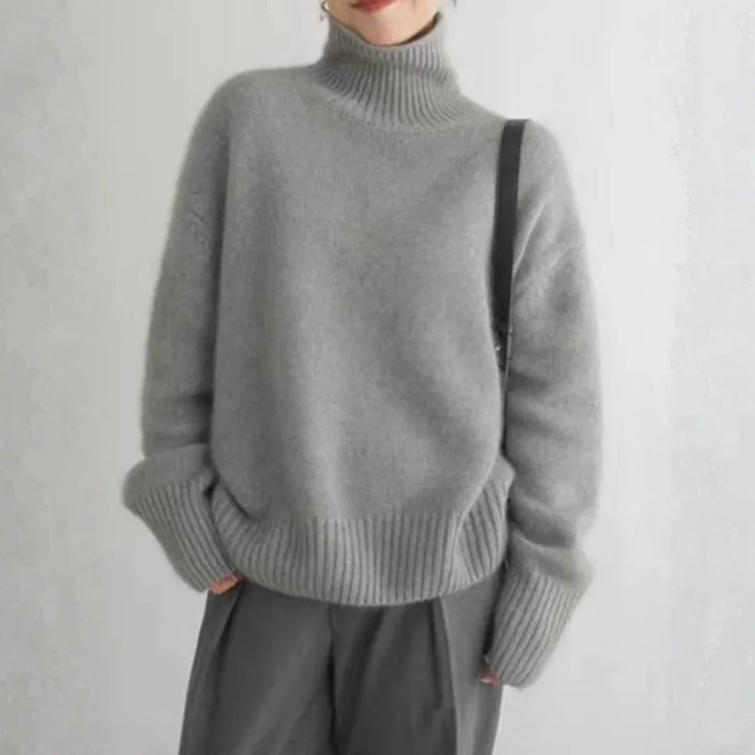 Women's Oversized Cashmere Turtleneck – Ribbed Hem Detail