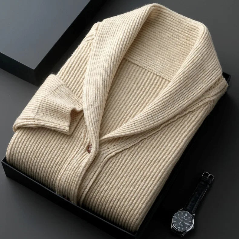 Men's Wool-Blend Shawl-Collar Cardigan – Collar Detail