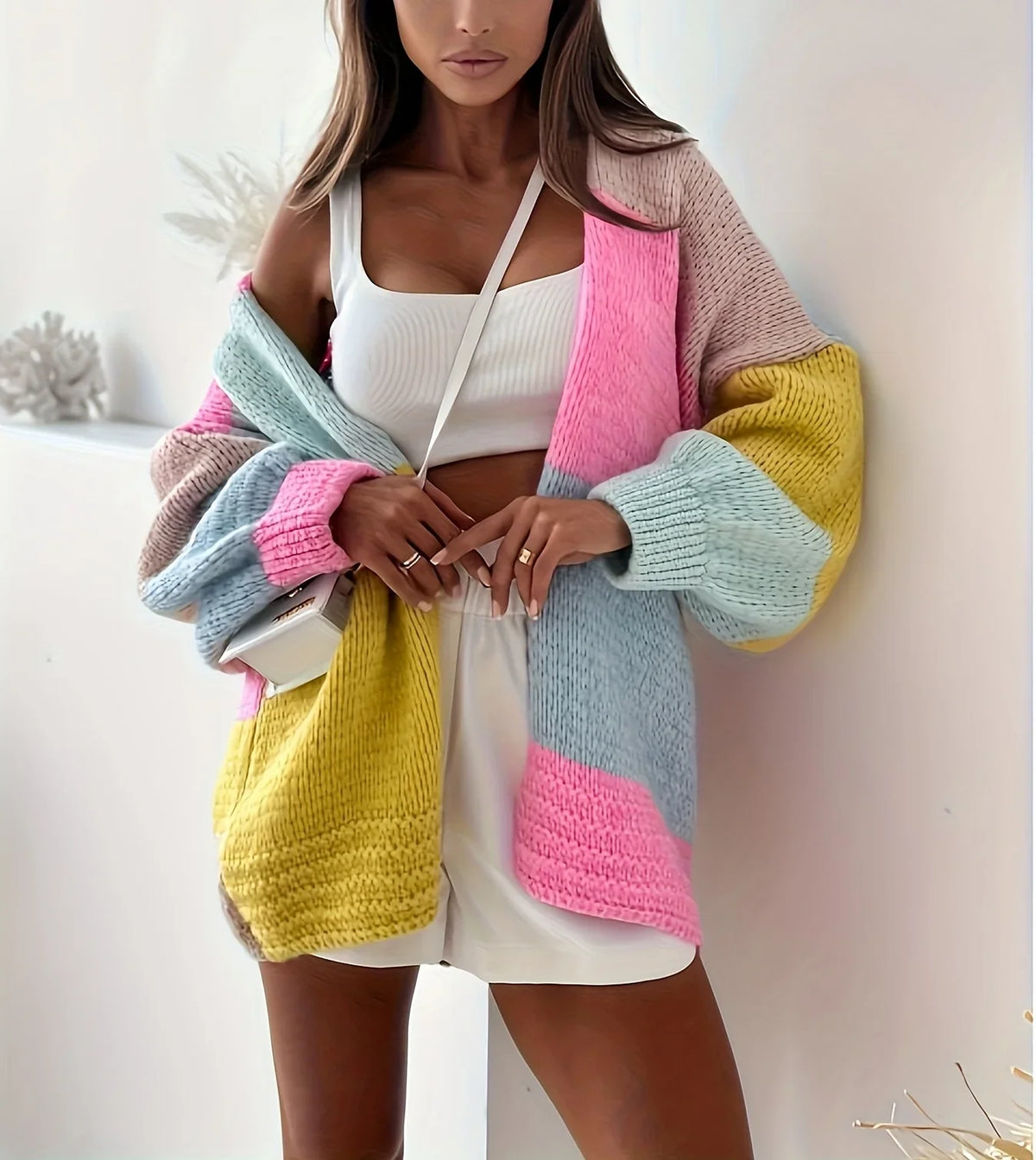 Women's oversized knit cardigan in colorblock pattern