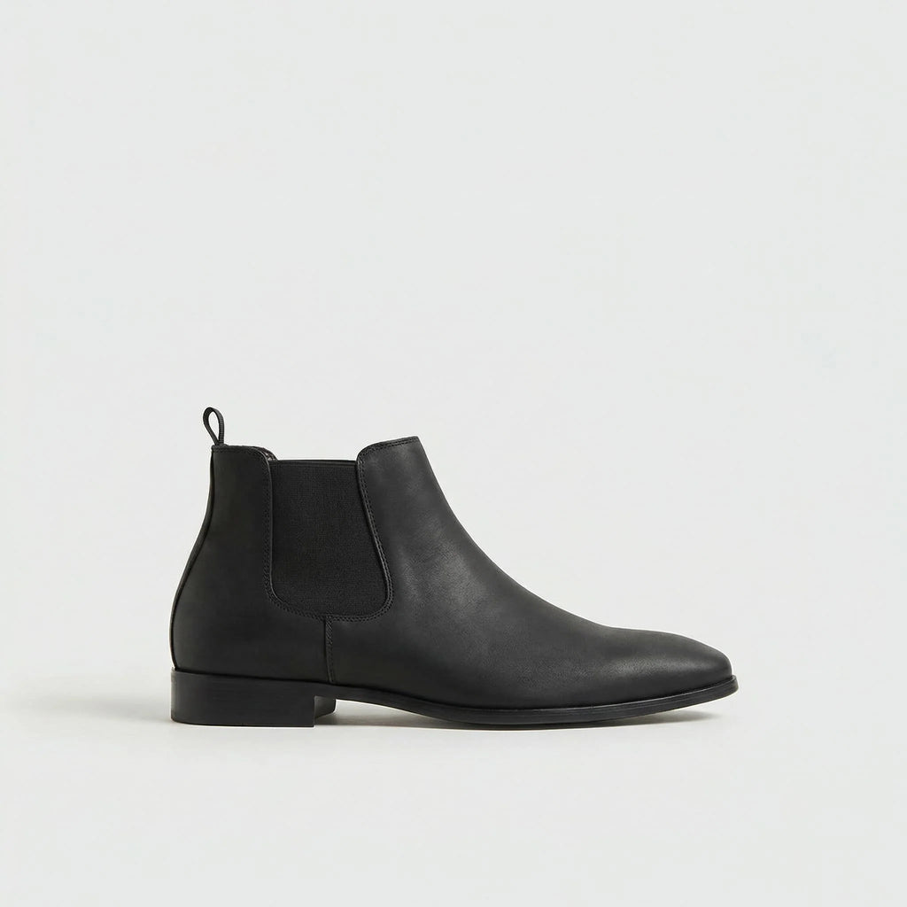 Men's Smooth Leather Chelsea Boots in Black