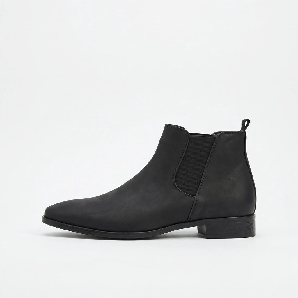 Men's Smooth Leather Chelsea Boots – Detail View