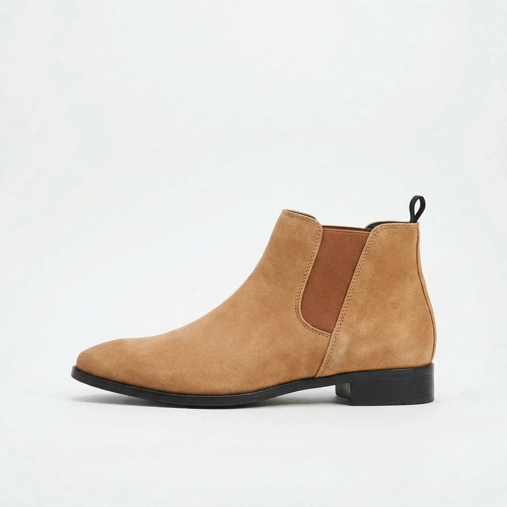 Men's Smooth Leather Chelsea Boots – Detail View