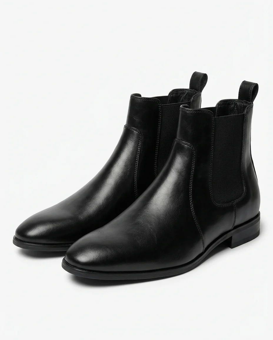 Men's Full-Grain Leather Chelsea Boots in Black