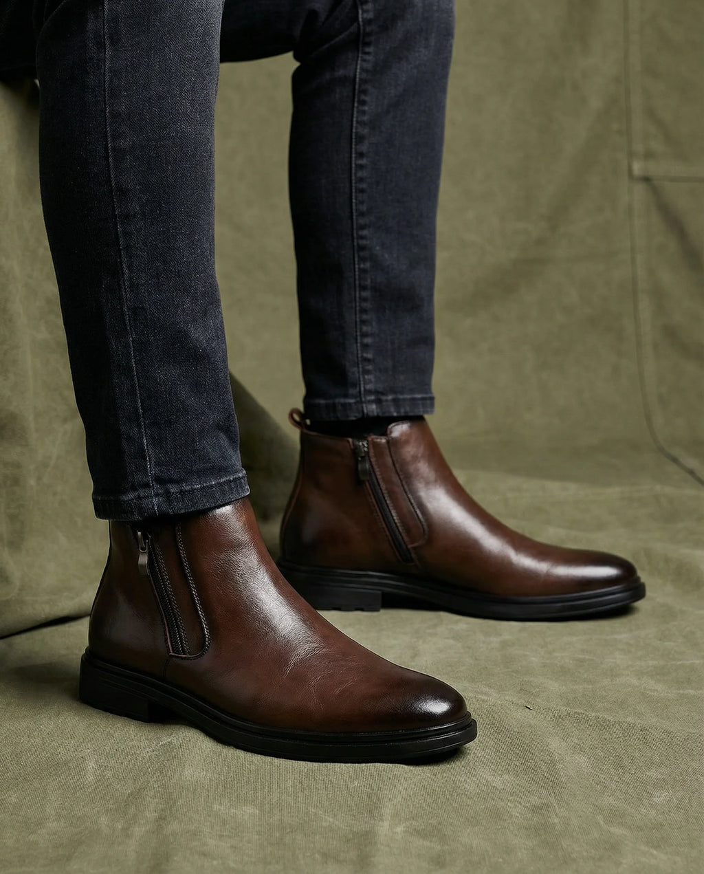 Men's black Chelsea boots with round toe and side zip