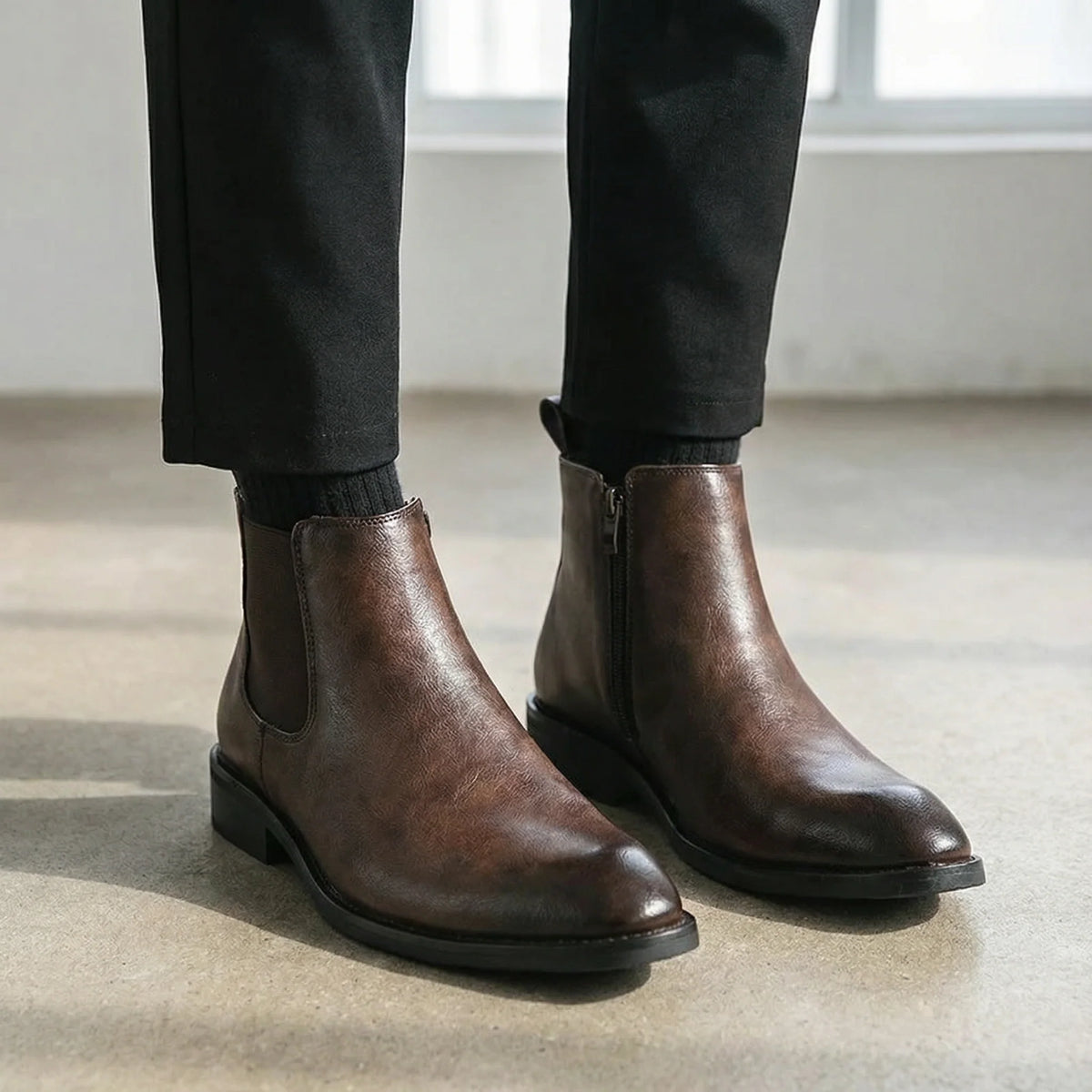 Men's leather Chelsea boots in brown with functional side zip