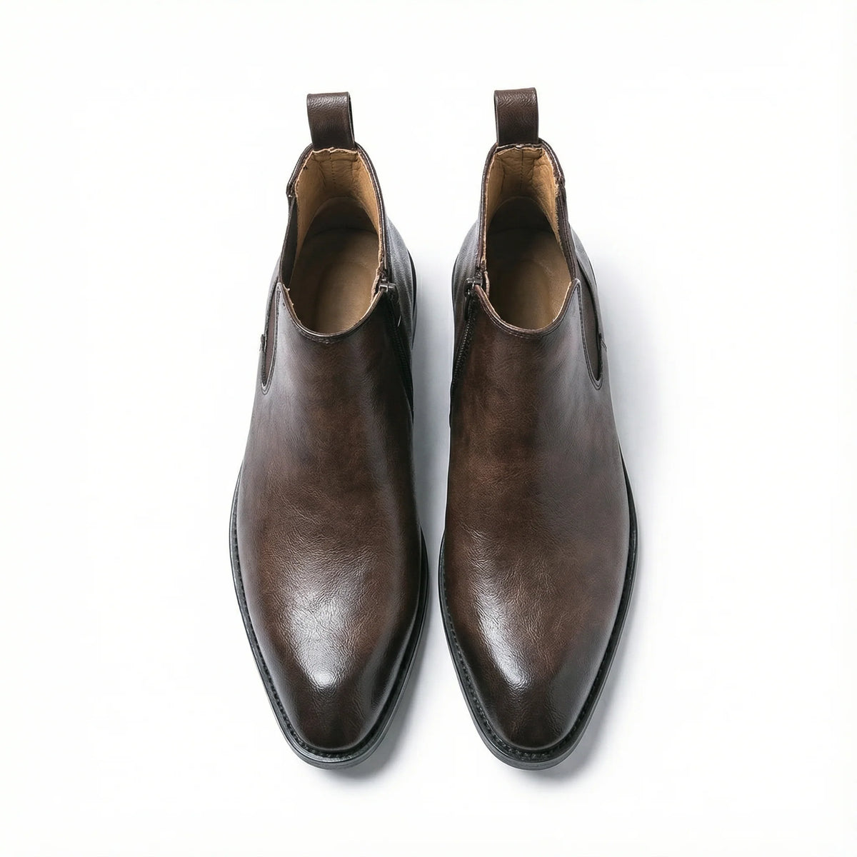 Sole view of the men's leather Chelsea boots
