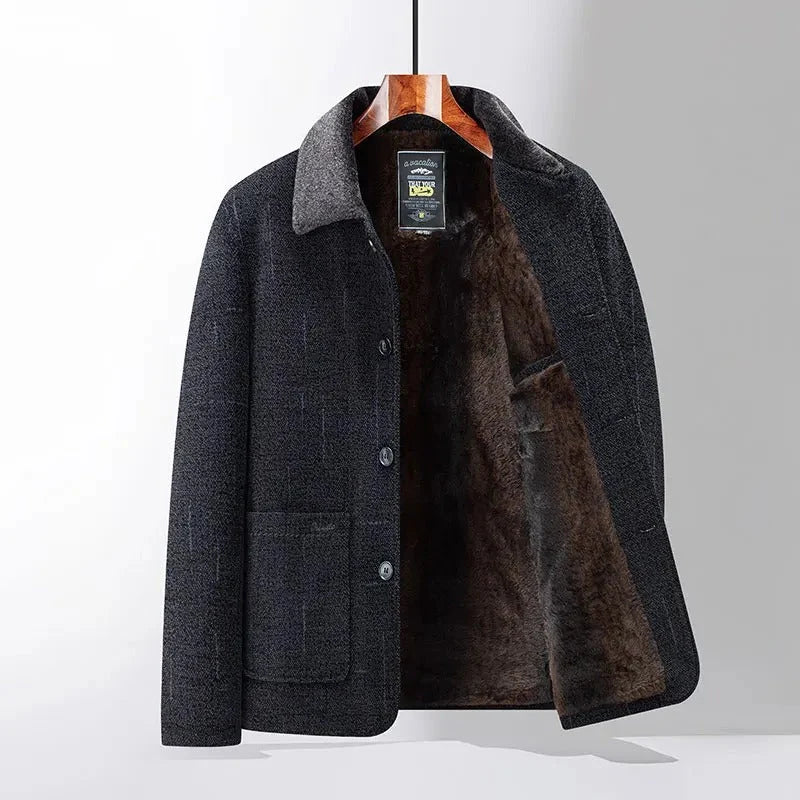Men's wool jacket, shearling lining detail